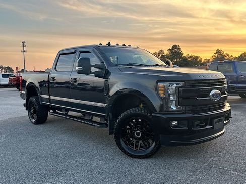 Used 2019 Ford F350 Lariat w/ Lariat Ultimate Package AWD/4WD image 1