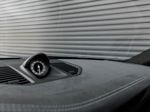 Certified 2025 Porsche 911 GT3 image 25