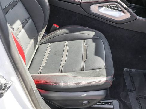 Used 2023 Mercedes-Benz GLE 53 AMG 4MATIC image 38