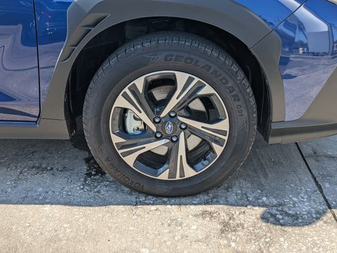 Certified 2025 Subaru Crosstrek 2.0i Premium image 11