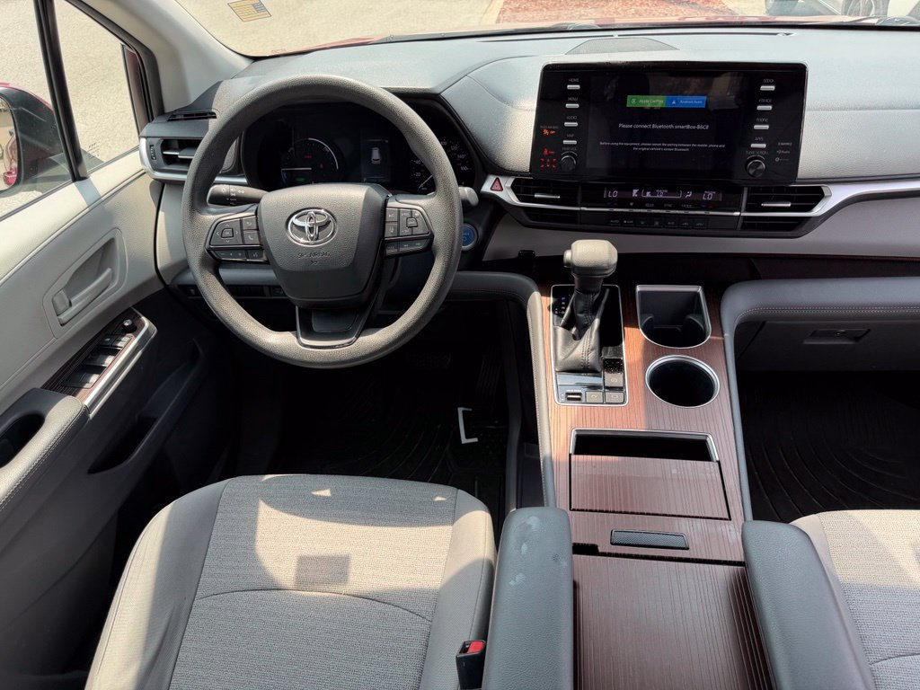 Used 2022 Toyota Sienna LE FWD image 21
