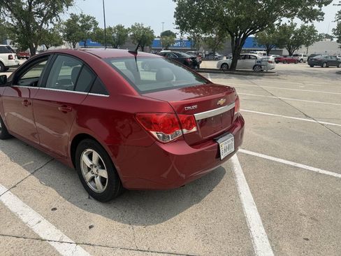 Used 2013 Chevrolet Cruze LT FWD image 4