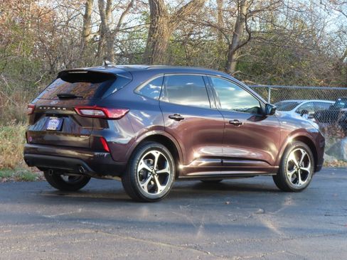 Used 2023 Ford Escape ST-Line Elite image 3