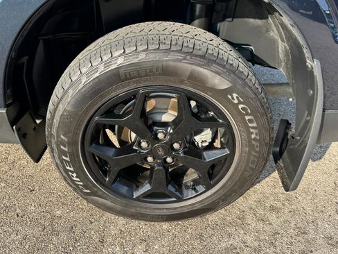 Used 2022 Ford Maverick Lariat w/ Lariat Luxury Package image 6