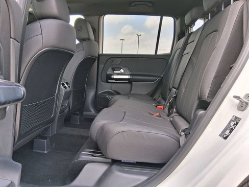 New 2026 Mercedes-Benz GLB 250 image 21