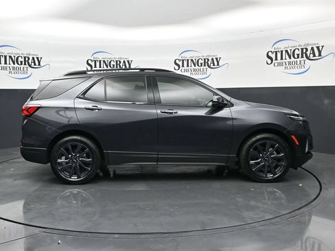 Used 2022 Chevrolet Equinox RS w/ RS Leather Package FWD image 8