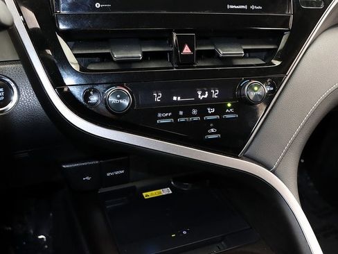 Used 2023 Toyota Camry XSE image 19