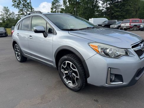 Used 2017 Subaru Crosstrek 2.0i Limited AWD/4WD image 12