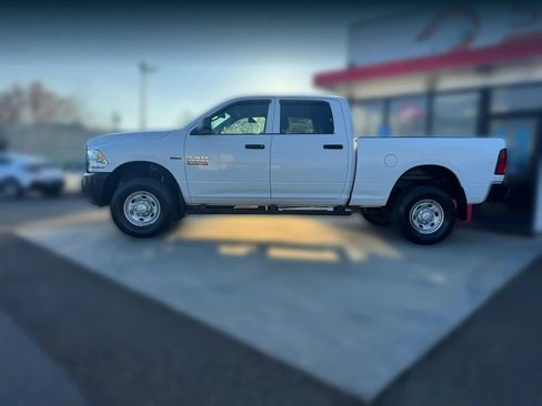 Used 2017 RAM 2500 Tradesman w/ Popular Equipment Group image 3