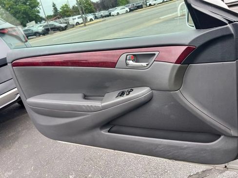 Used 2004 Toyota Solara SLE FWD image 13