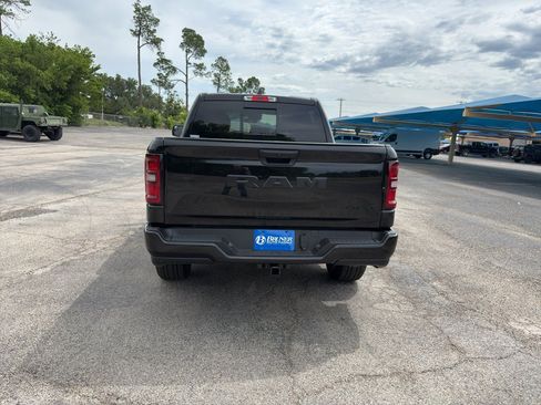 New 2026 RAM 1500 Express AWD/4WD image 6
