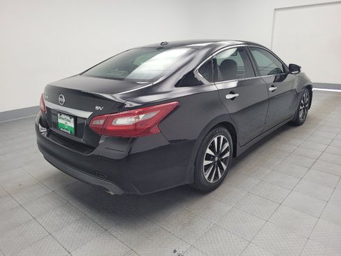 Used 2018 Nissan Altima 2.5 SV w/ 2.5 SV Technology Package FWD image 9