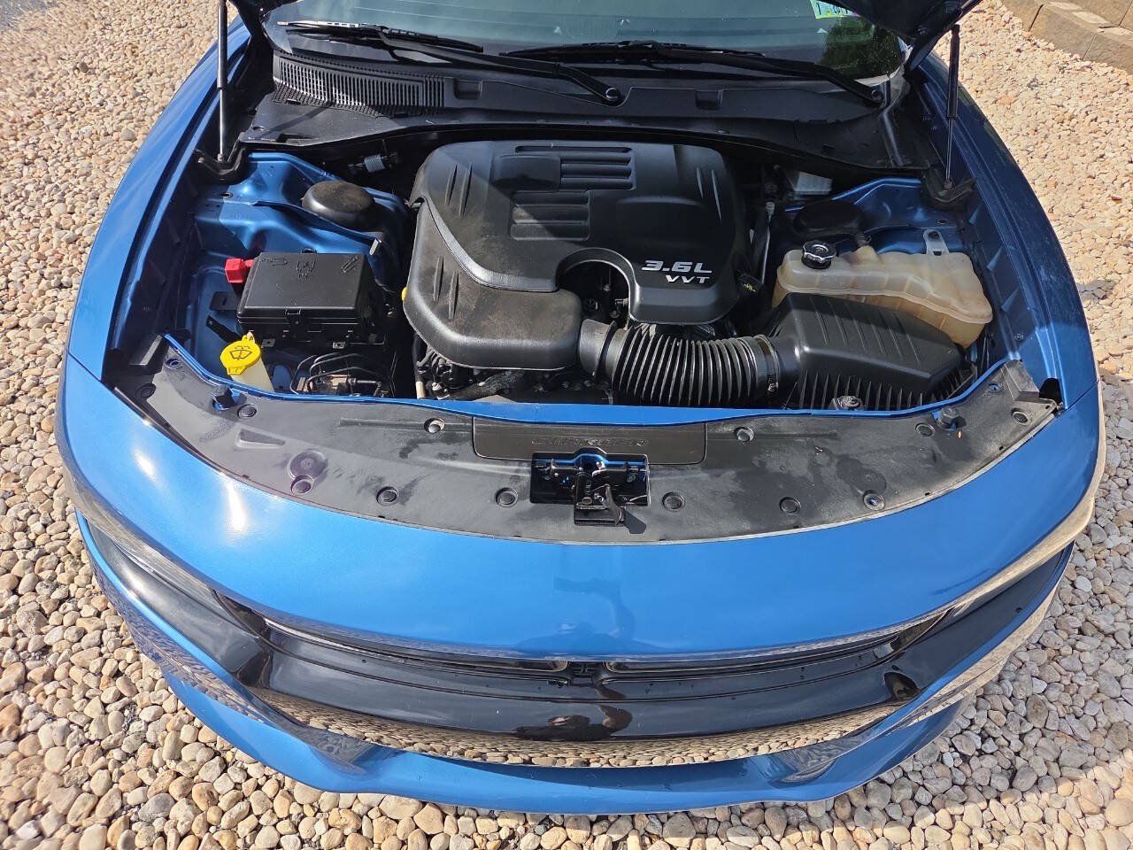 Used 2021 Dodge Charger SXT w/ Blacktop Package RWD image 15