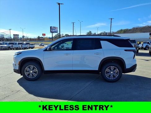 New 2026 Chevrolet Traverse LT image 4