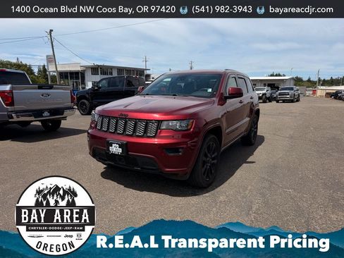 Used 2021 Jeep Grand Cherokee Laredo X AWD/4WD image 1