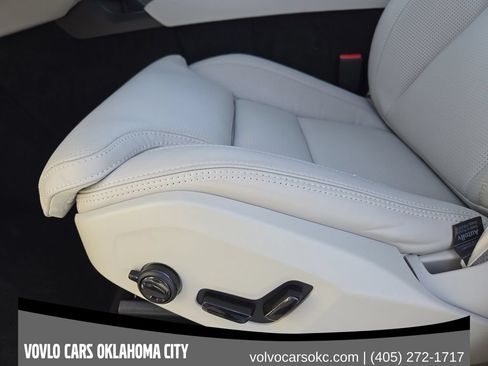 Used 2026 Volvo XC90 B6 Ultra w/ Protection Package Premier AWD/4WD image 24