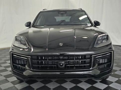 New 2026 Porsche Cayenne Turbo AWD/4WD image 10