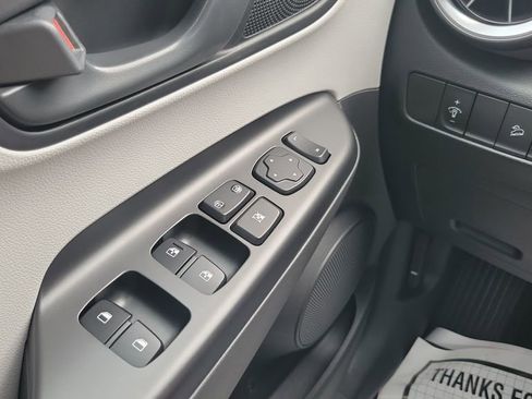 Certified 2023 Hyundai Kona SEL FWD image 19