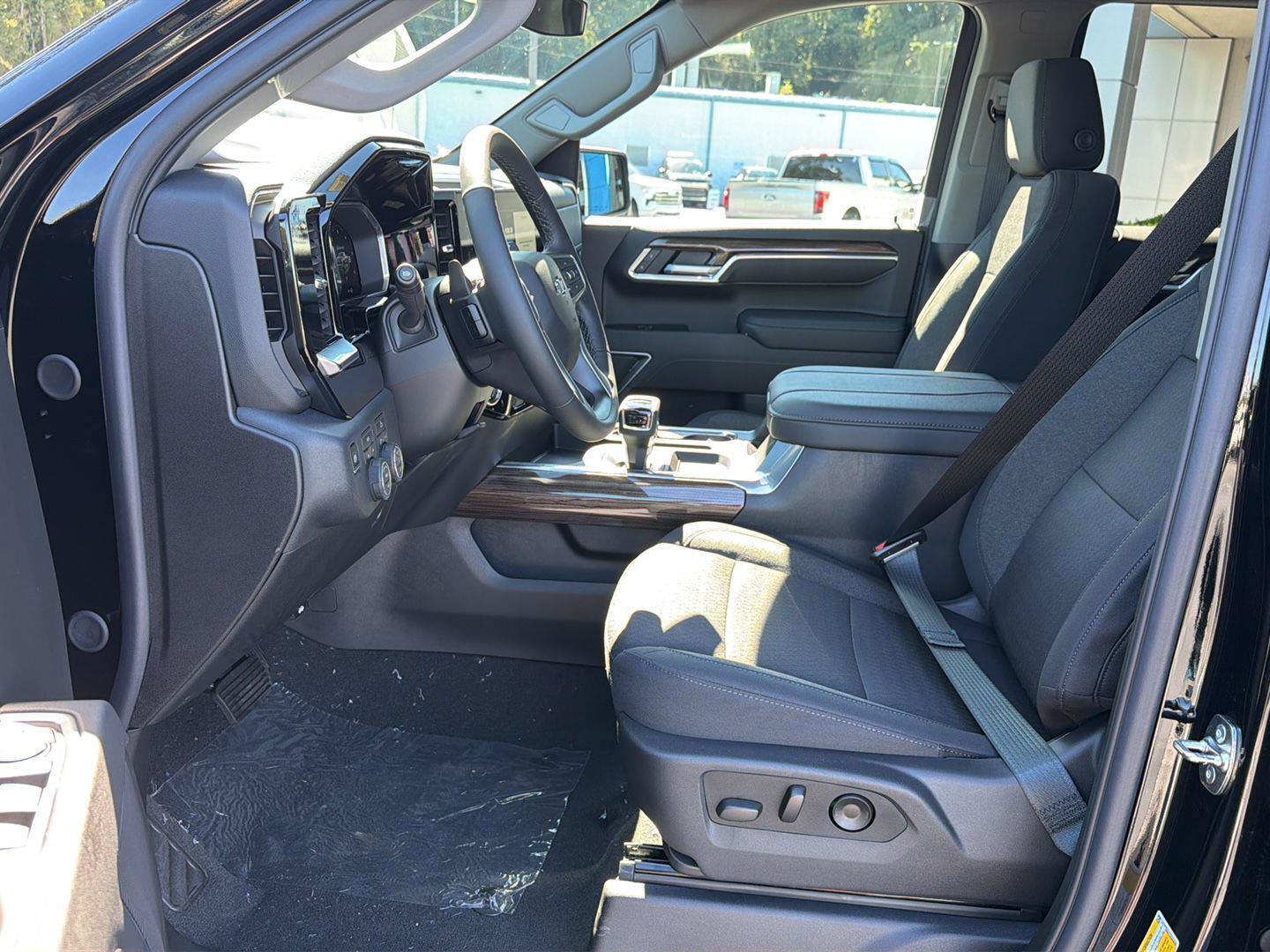 New 2026 Chevrolet Silverado 1500 RST AWD/4WD image 10