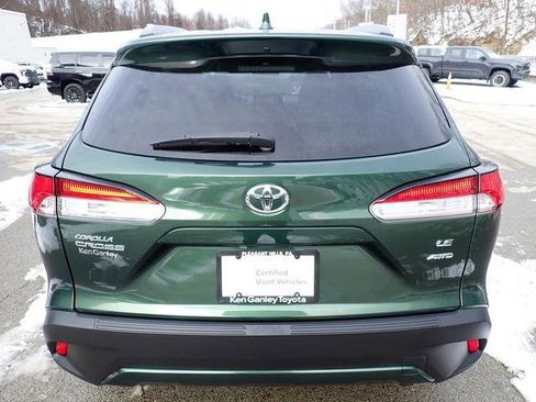 Certified 2023 Toyota Corolla Cross LE image 5
