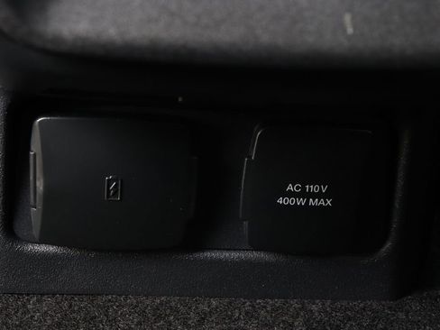 New 2025 Ford Bronco Badlands image 18