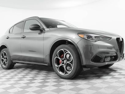 New 2025 Alfa Romeo Stelvio Sprint w/ Veloce Package