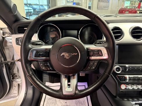 Used 2015 Ford Mustang GT Premium w/ Equipment Group 401A RWD image 10