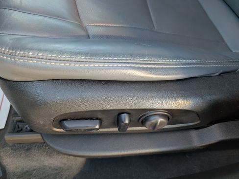 Used 2019 Buick Enclave Premium w/ Experience Buick Package image 12