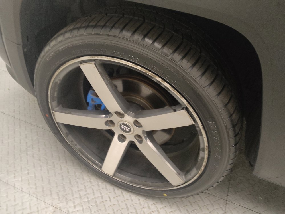 Used 2020 Jeep Renegade Latitude FWD image 31