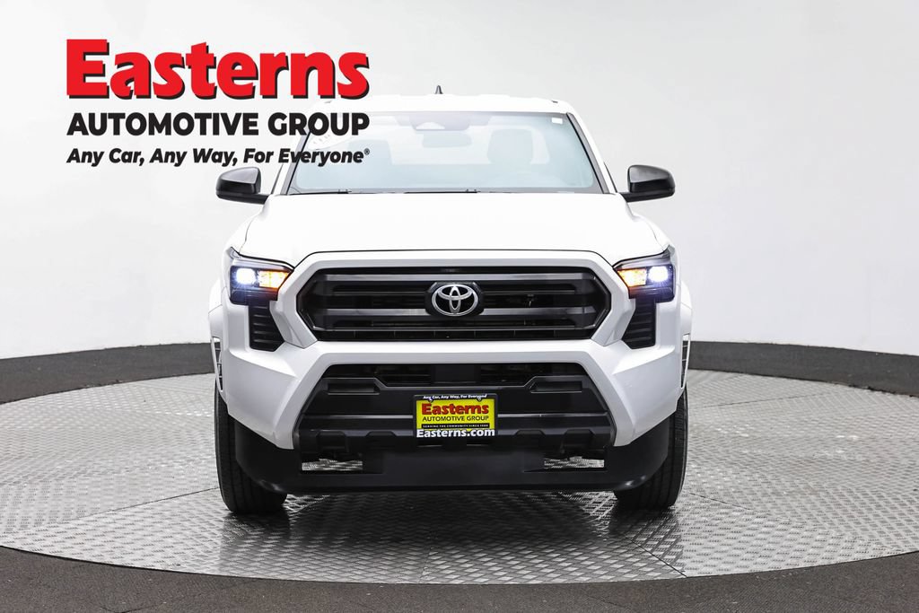 Used 2025 Toyota Tacoma SR RWD image 3