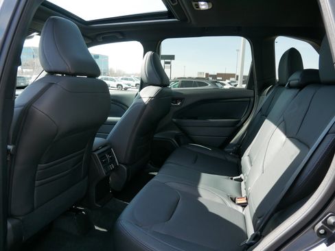 Certified 2026 Subaru Forester Limited image 33