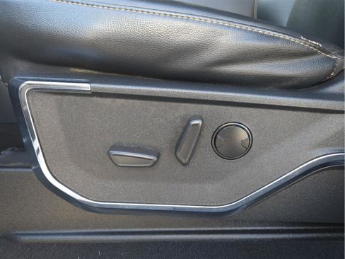 Used 2024 Ford F250 Lariat w/ Tremor Off-Road Package image 15