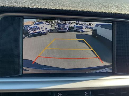 Used 2020 Kia Optima S image 14