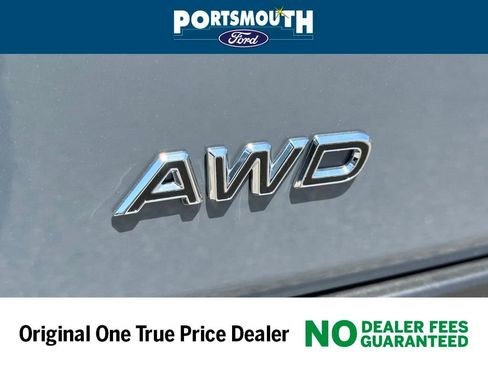 New 2025 Ford Transit 150 148 Medium Roof AWD w/ Load Area Protection Package image 20