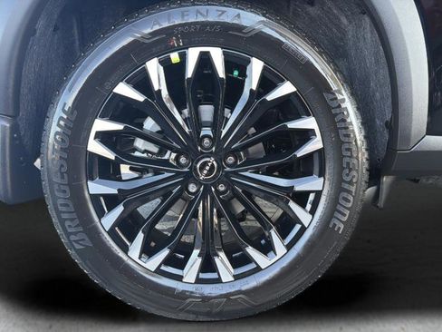 New 2026 Nissan Rogue SV AWD/4WD image 28