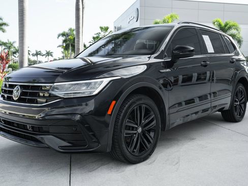 Used 2022 Volkswagen Tiguan SE R-Line image 7