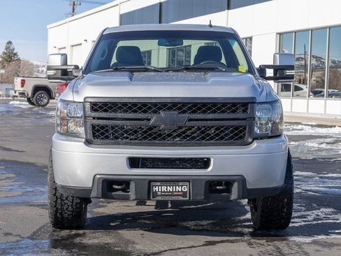 Used 2013 Chevrolet Silverado 2500 LT image 2