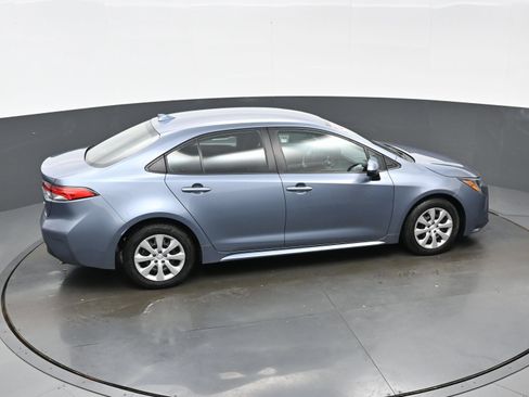 Used 2024 Toyota Corolla LE FWD image 37