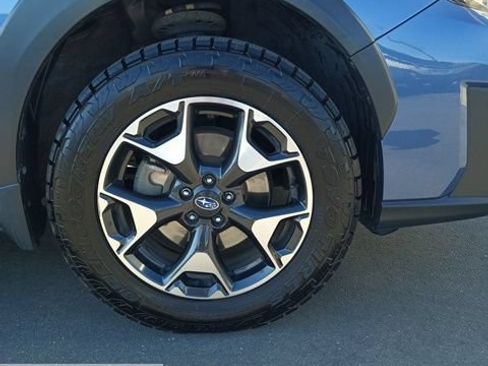 Used 2019 Subaru Crosstrek 2.0i Premium AWD/4WD image 11