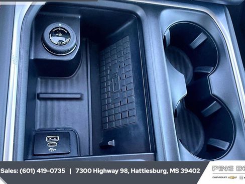 Used 2025 Ford Expedition Active AWD/4WD image 24