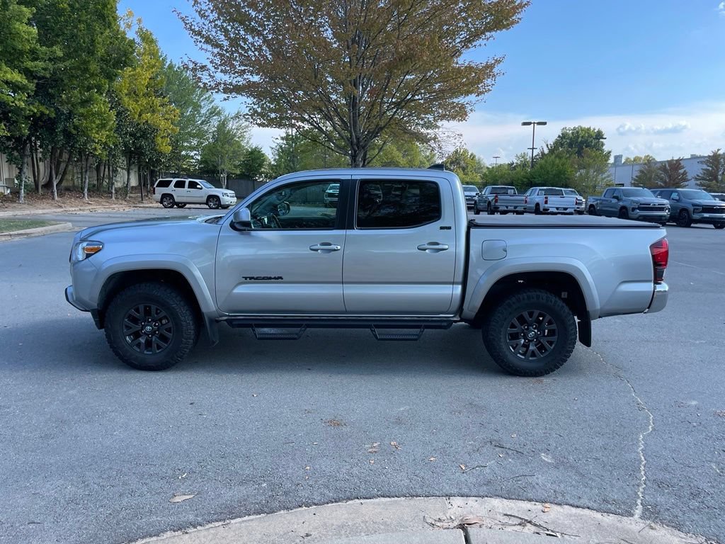 Used 2023 Toyota Tacoma SR5 RWD image 4