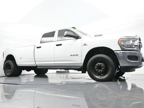Used 2020 RAM 3500 Tradesman w/ Chrome Appearance Group AWD/4WD image 36