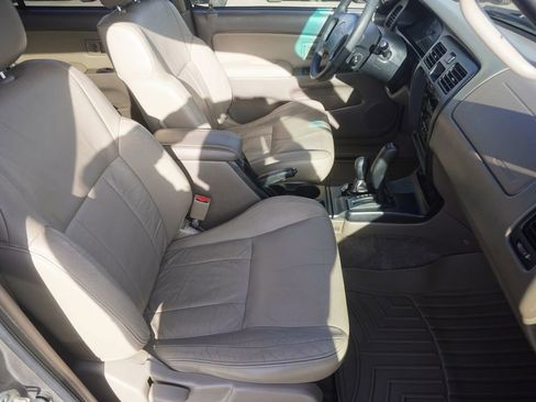 Used 2002 Toyota 4Runner SR5 image 21