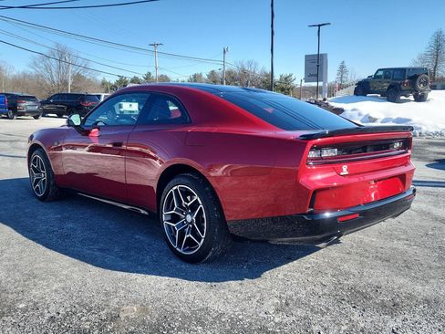 New 2026 Dodge Charger Daytona Scat Pack image 7