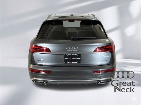 Used 2023 Audi Q5 2.0T Prestige w/ Prestige Package image 21