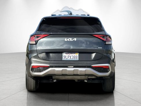 Used 2024 Kia Sportage LX image 4