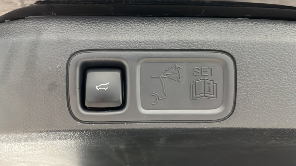Used 2024 Lincoln Navigator Reserve AWD/4WD image 30