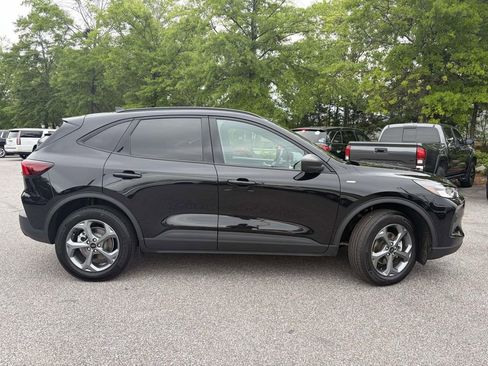 Used 2025 Ford Escape ST-Line AWD/4WD image 2