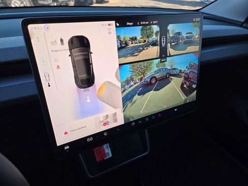 Used 2026 Tesla Model Y 2WD image 17