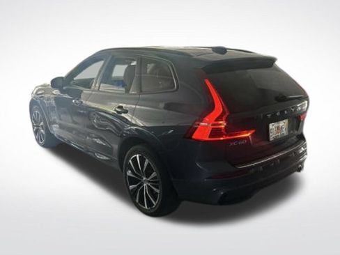 Used 2024 Volvo XC60 B5 Plus w/ Protection Package Premier AWD/4WD image 3